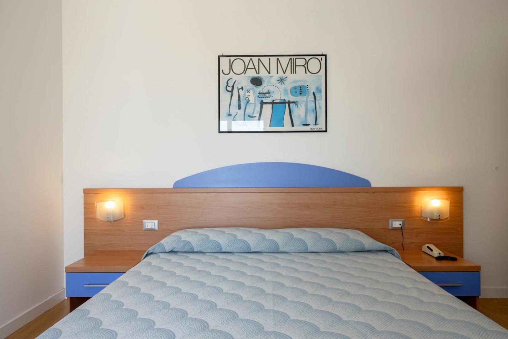 Hotel Riviera كاوْرلي المظهر الخارجي الصورة